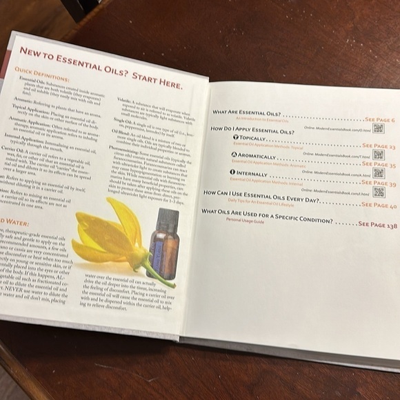 DoTerra Modern Essentials Book - Picture 3 of 3